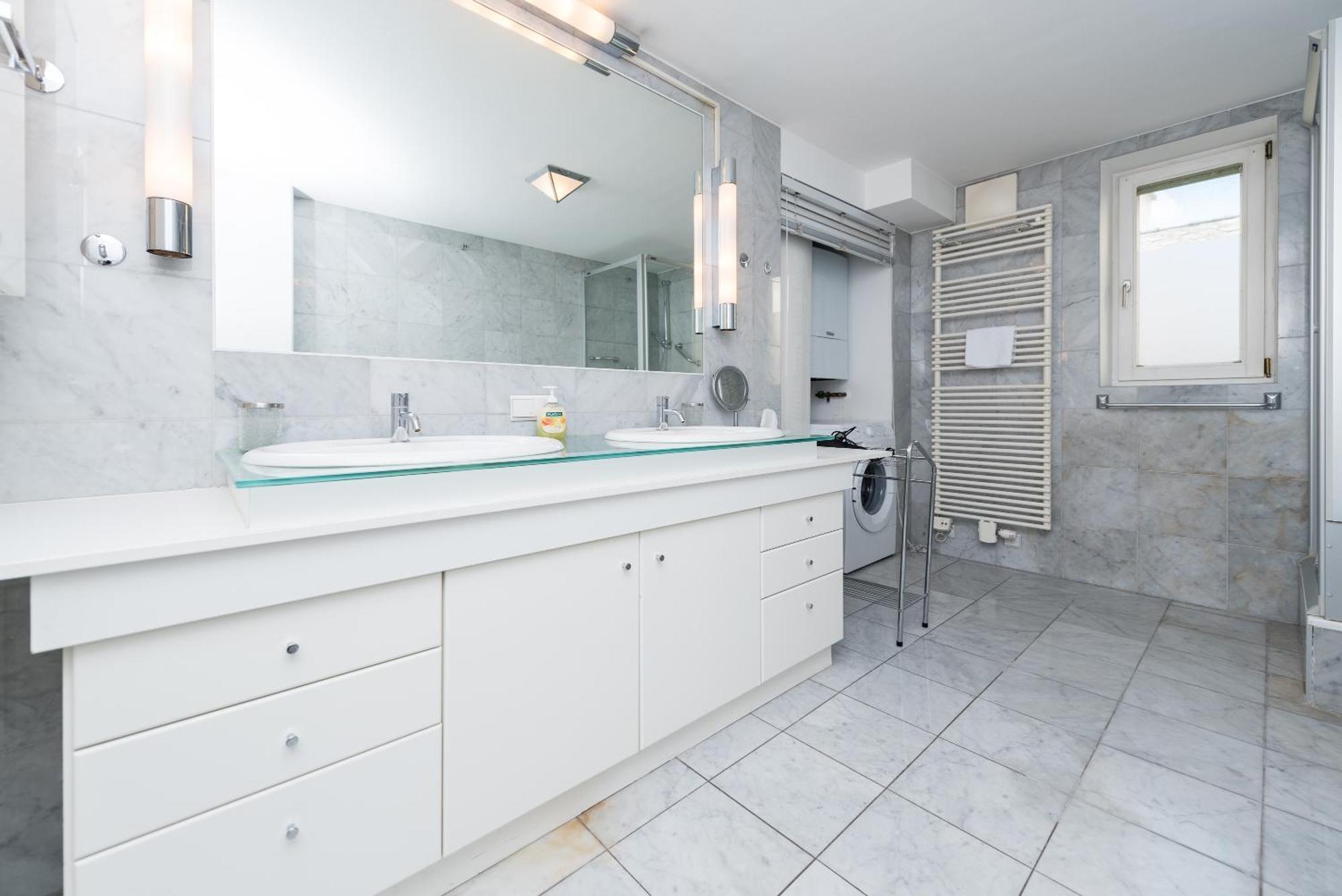 Apartments Next To Vienna Stateopera With Aircondition Rom bilde